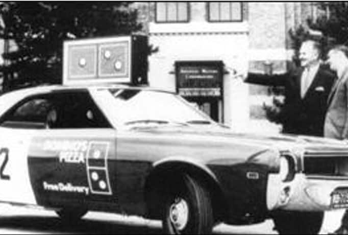 Livraison de pizza depuis 1960